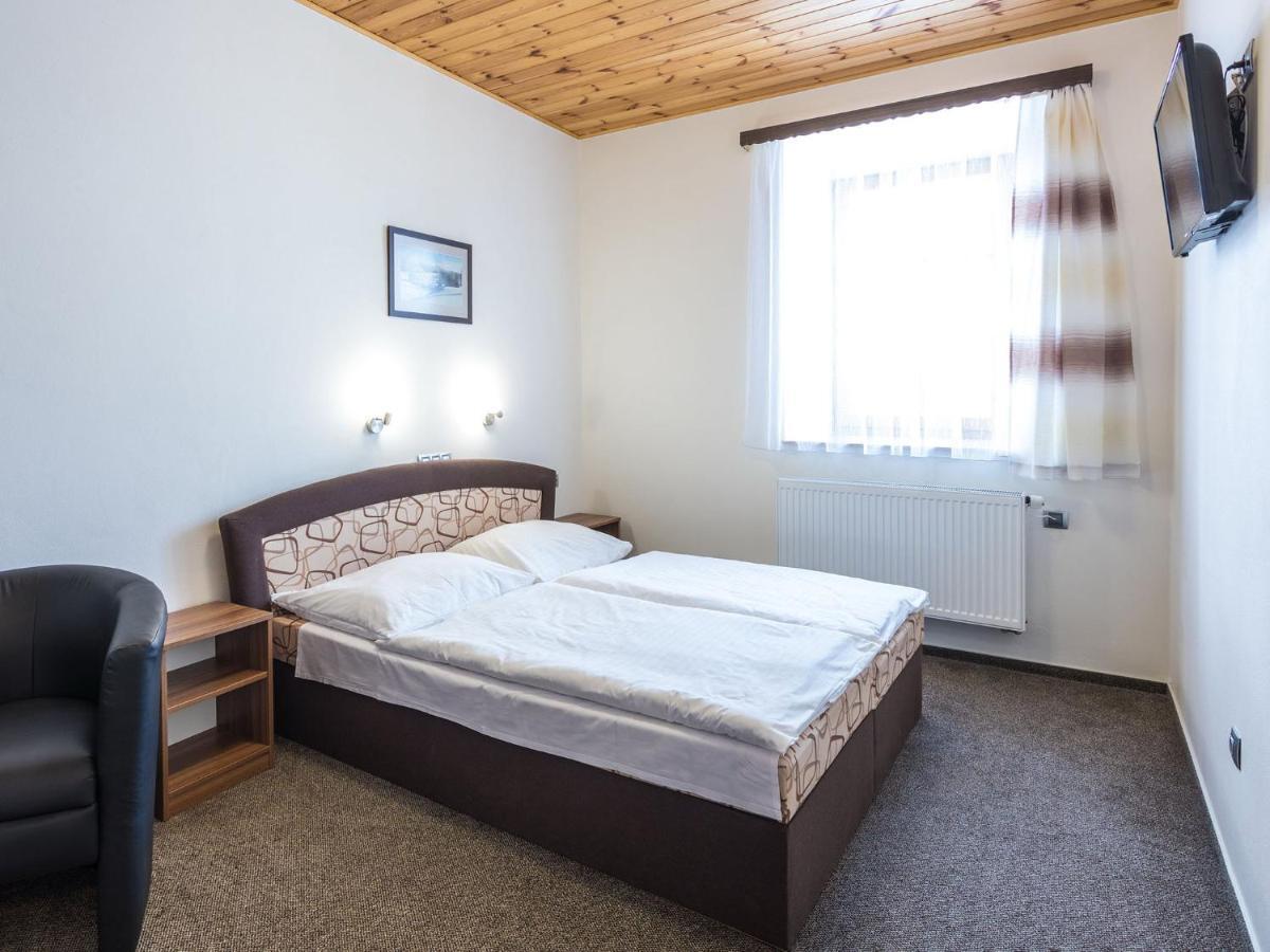 Ea Horsky Hotel Hajenka モドラヴァ エクステリア 写真